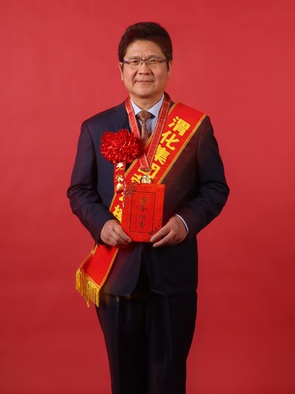 4E8A1435  胡抗战  副图 2.jpg