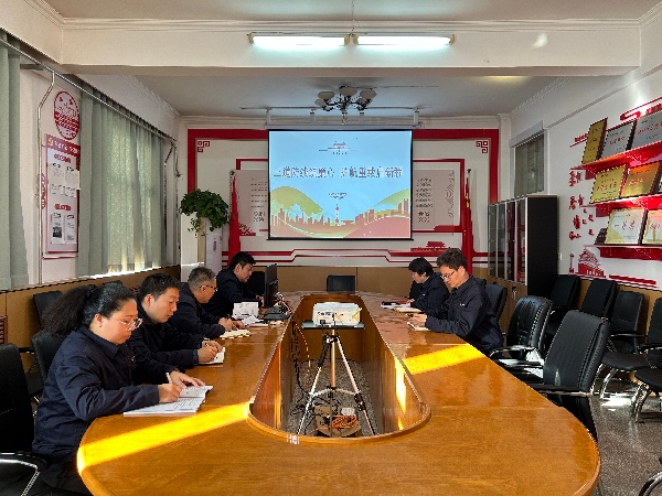 11月28日，陕西渭河塑业党支部开展“三道防线筑廉心 护航重载启新程”活动。(1).jpg