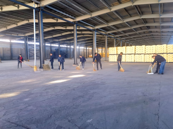 运销部：党建引领强监督 党员带头促规范 6S管理绘就仓储新图景.jpg