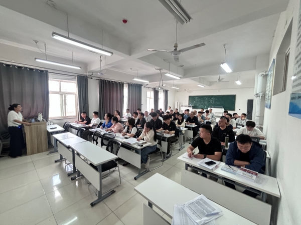 051780620997188468.jpg 培训图片3.jpg