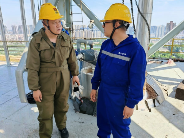 121781253026152652.png 六方联动 共筑合成塔安全防线.png